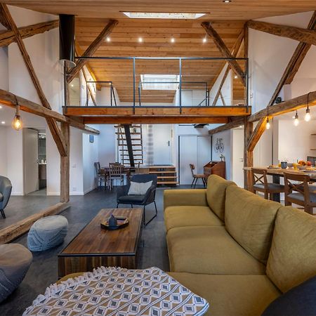 Superbe Loft - Situ Sur La Place Centrale 巴斯洛内特 外观 照片