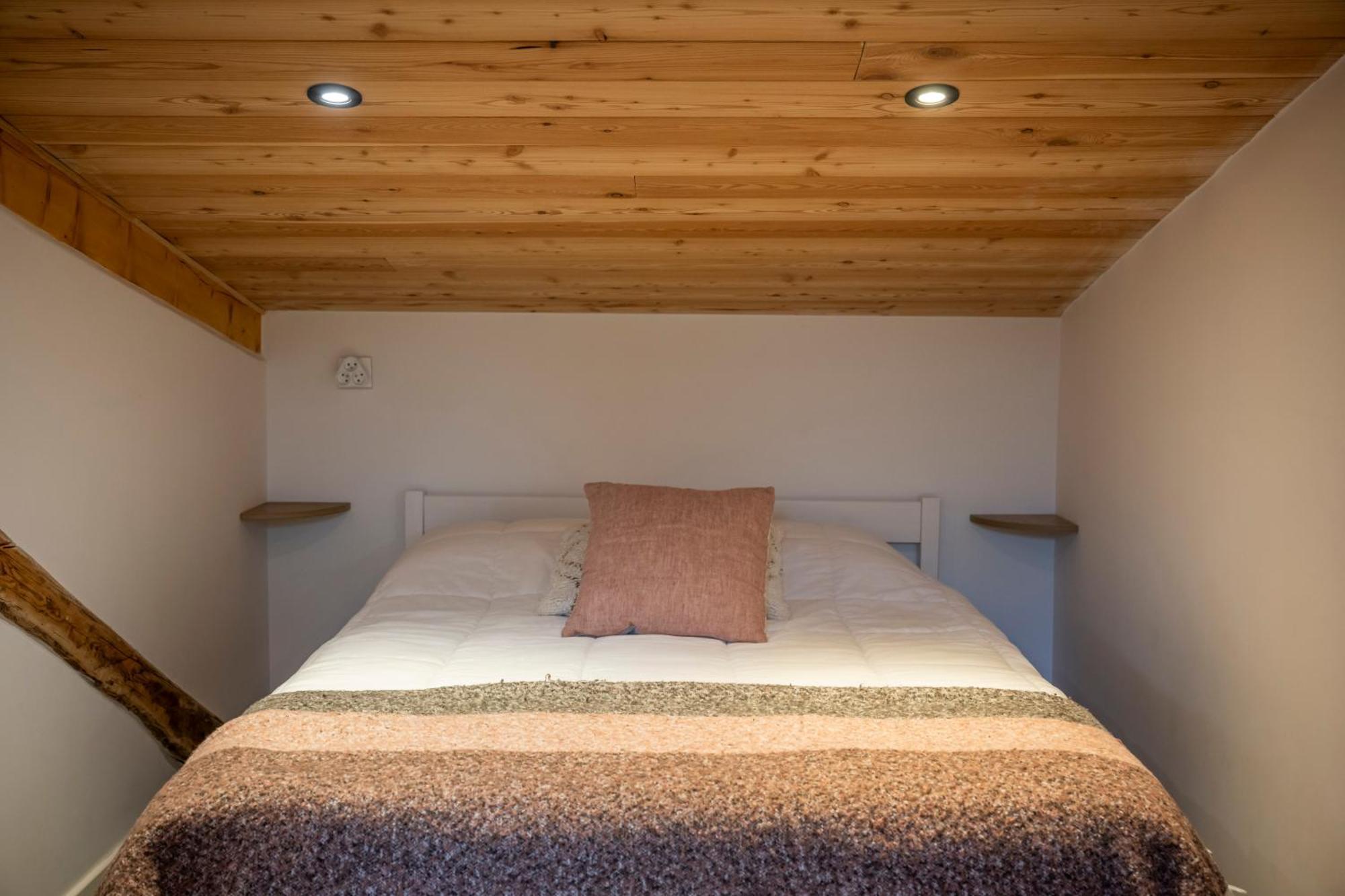 Superbe Loft - Situ Sur La Place Centrale 巴斯洛内特 外观 照片