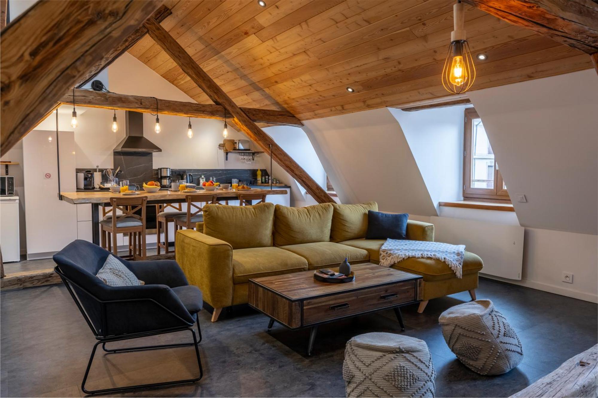 Superbe Loft - Situ Sur La Place Centrale 巴斯洛内特 外观 照片