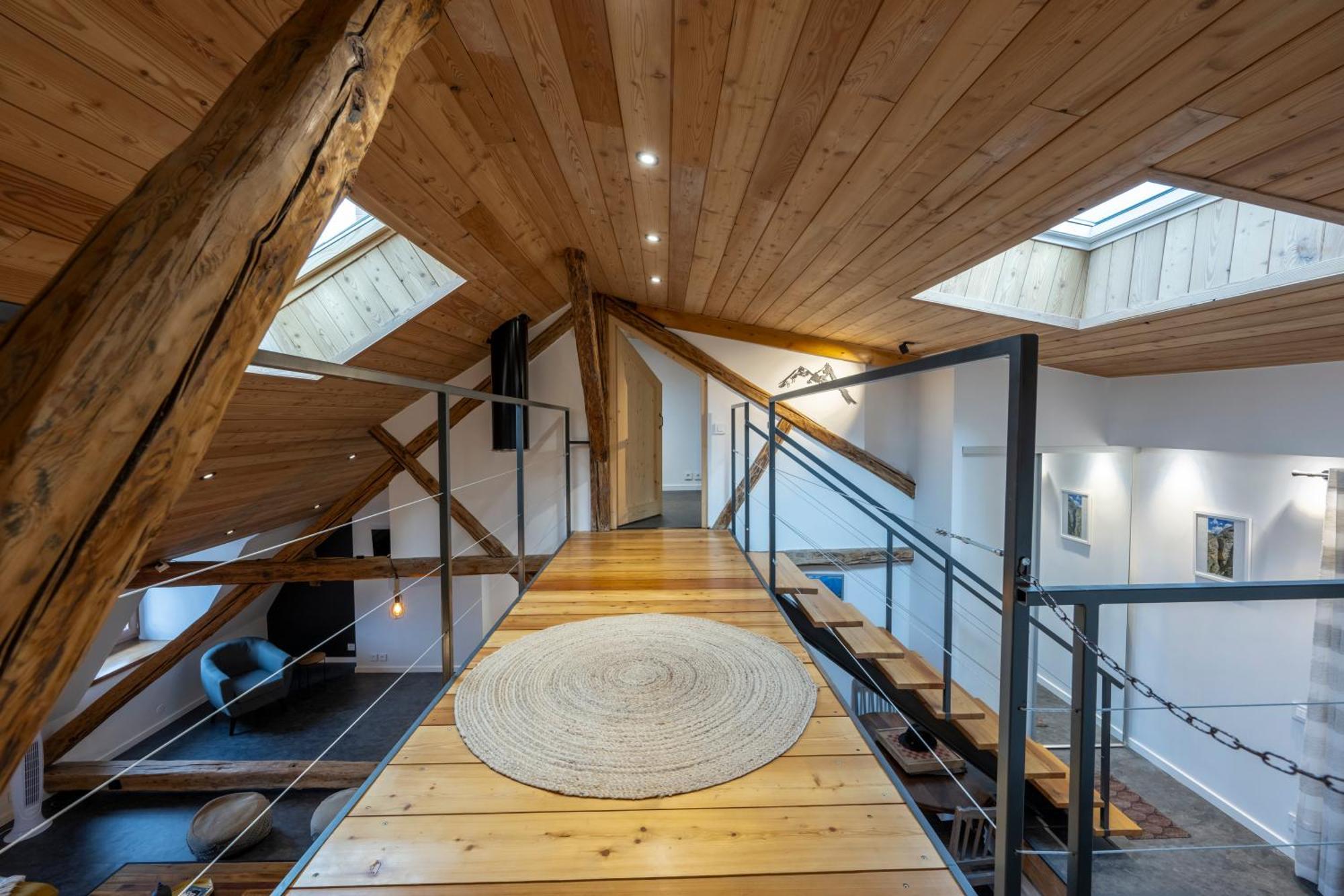 Superbe Loft - Situ Sur La Place Centrale 巴斯洛内特 外观 照片