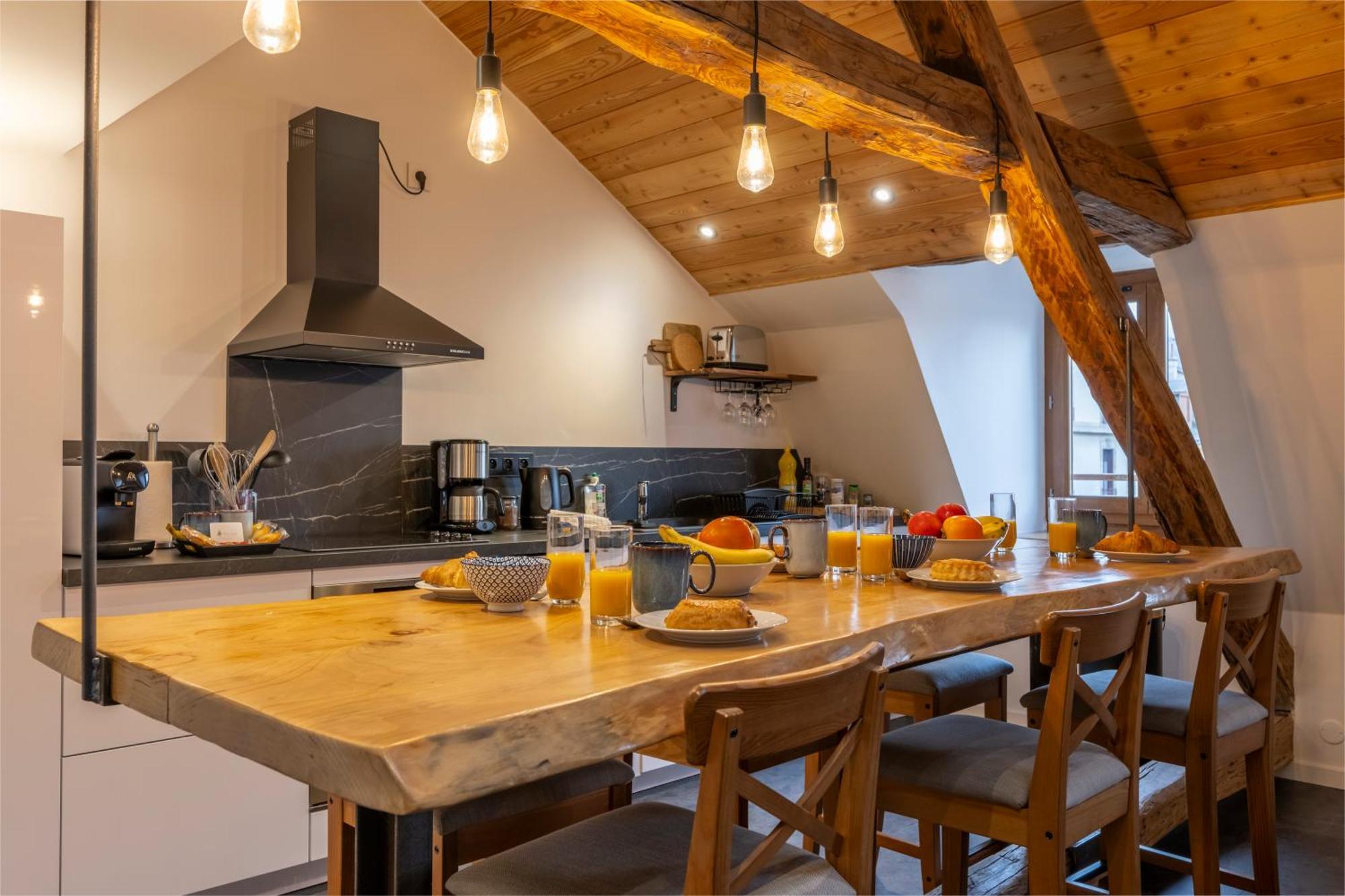 Superbe Loft - Situ Sur La Place Centrale 巴斯洛内特 外观 照片