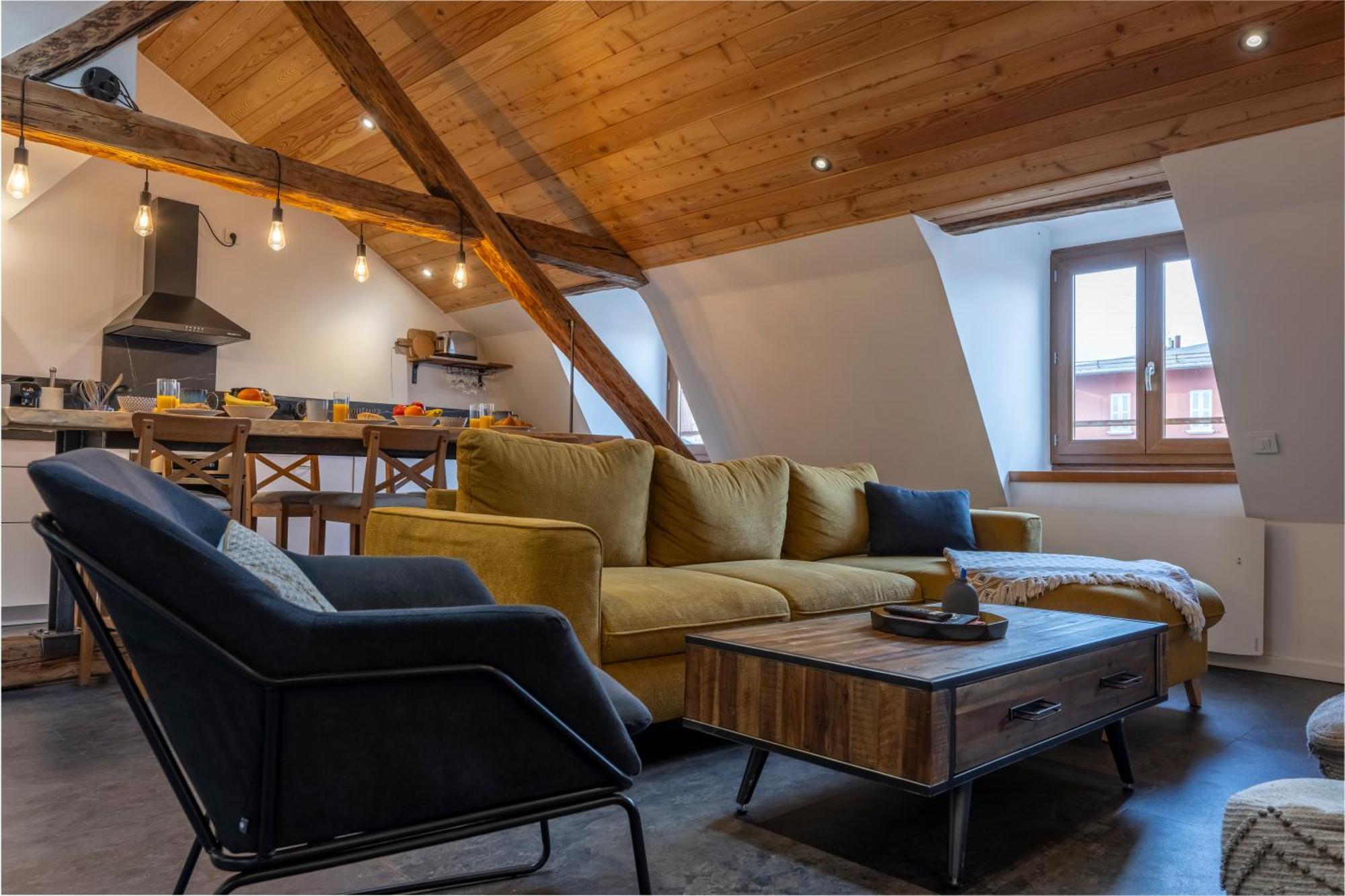 Superbe Loft - Situ Sur La Place Centrale 巴斯洛内特 外观 照片